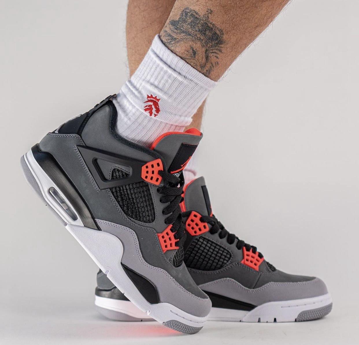 Air Jordan 4 Infrared 23 Dh6927 061 On Feet (3) - newkick.app