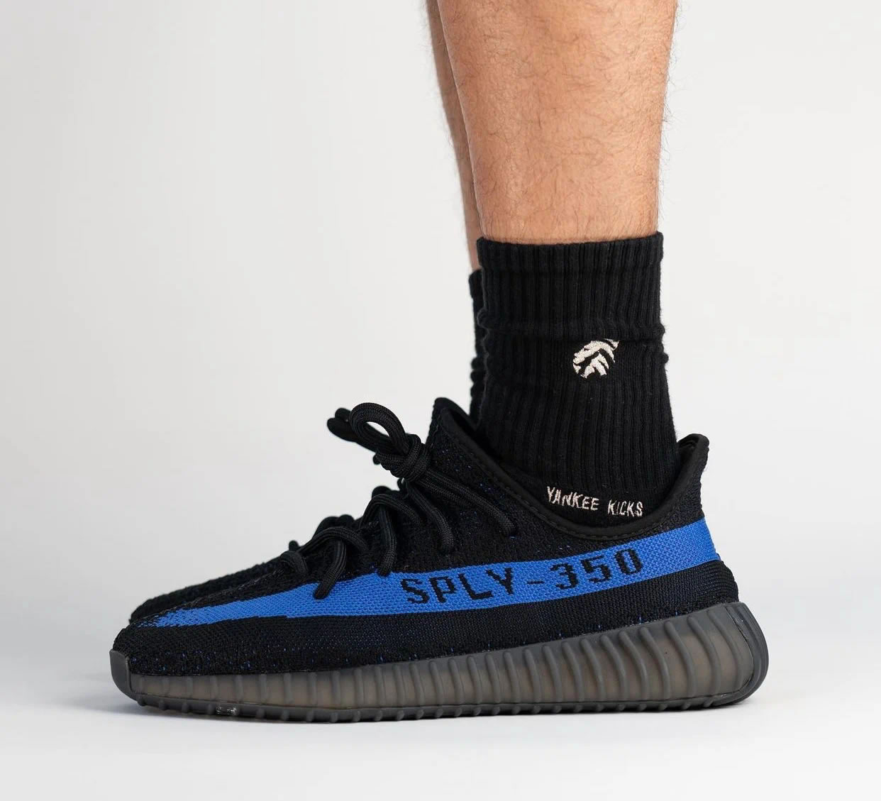 Adidas Yeezy Boost 350 V2 Dazzling Blue Gy7164 On Feet - newkick.app