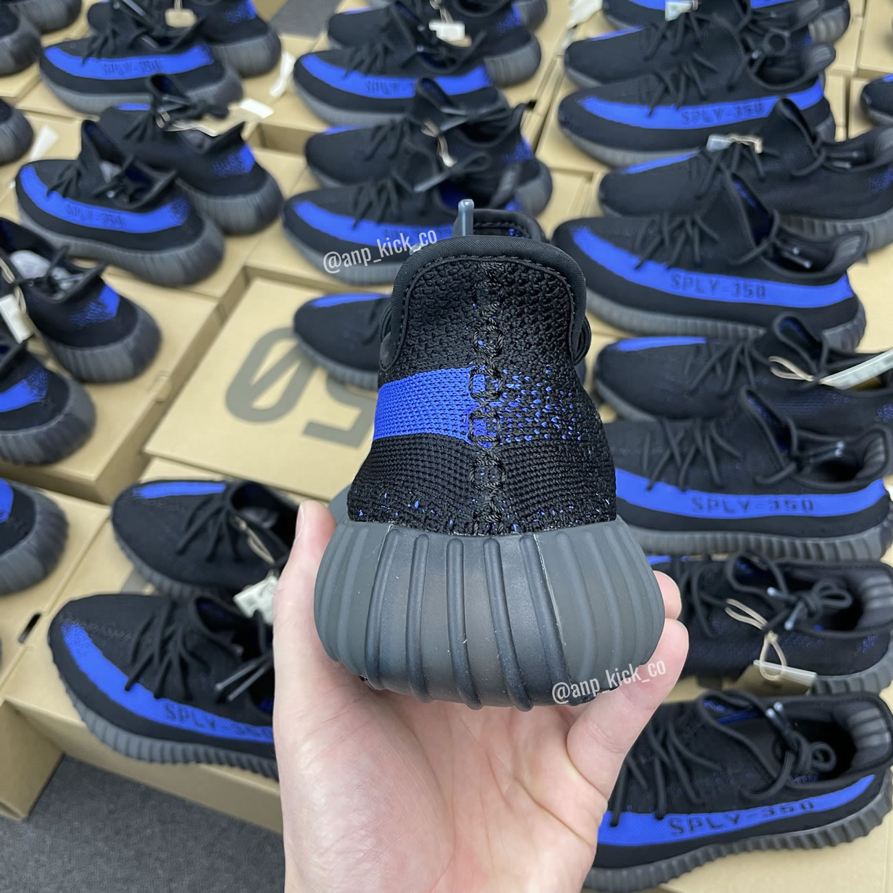 Adidas Yeezy Boost 350 V2 Dazzling Blue Anpkick Gy7164 (2) - newkick.app