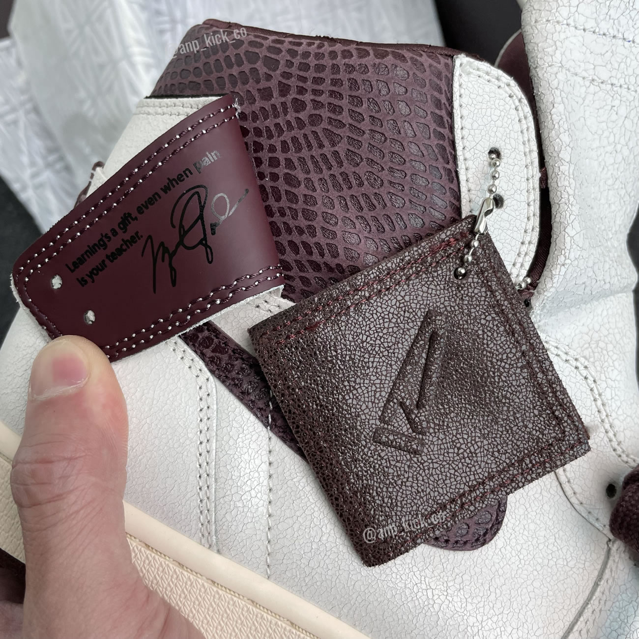 A Ma Maniere Air Jordan 1 High Og Sail And Burgundy Anpkick Do7097 100 (11) - newkick.app