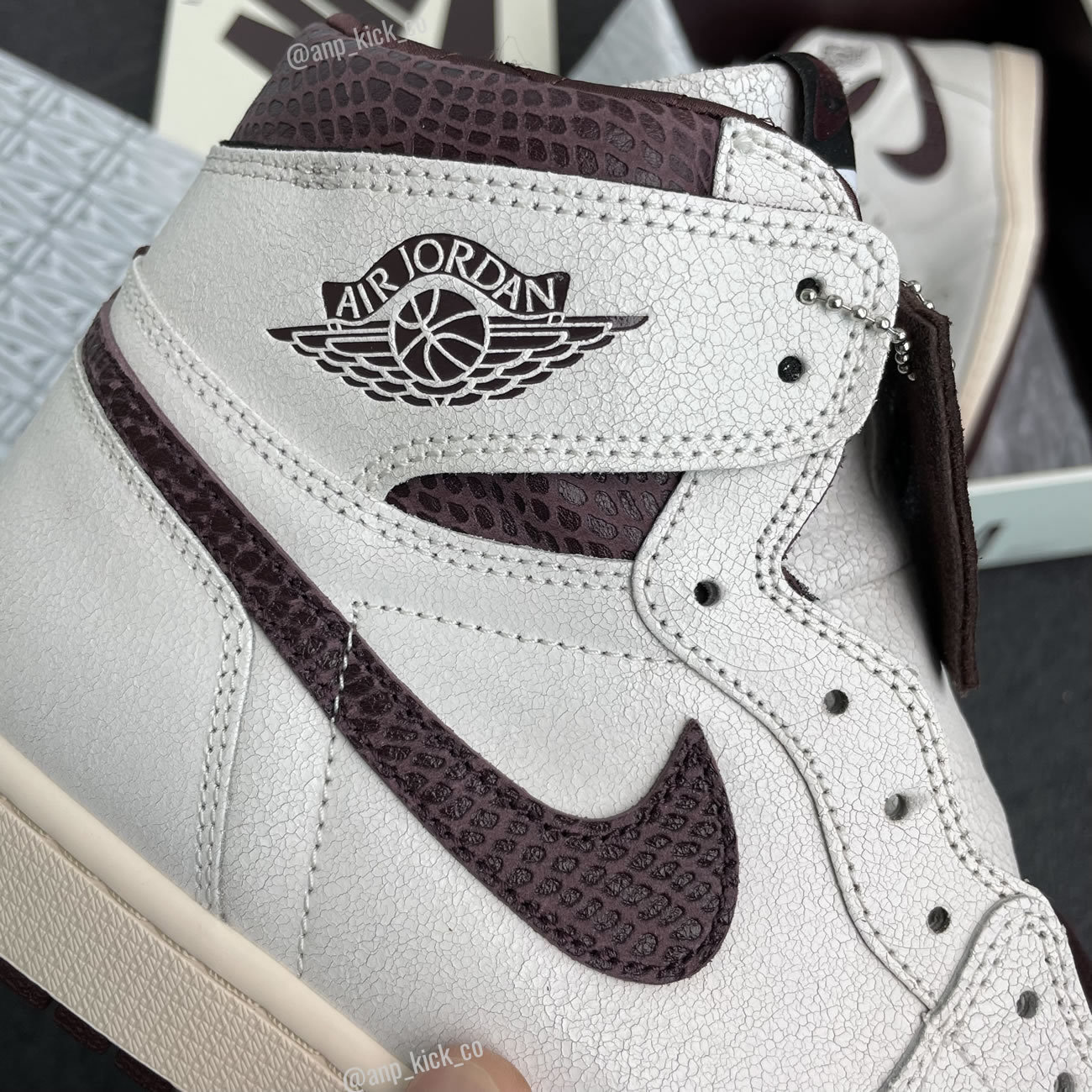 A Ma Maniere Air Jordan 1 High Og Sail And Burgundy Anpkick Do7097 100 (6) - newkick.app