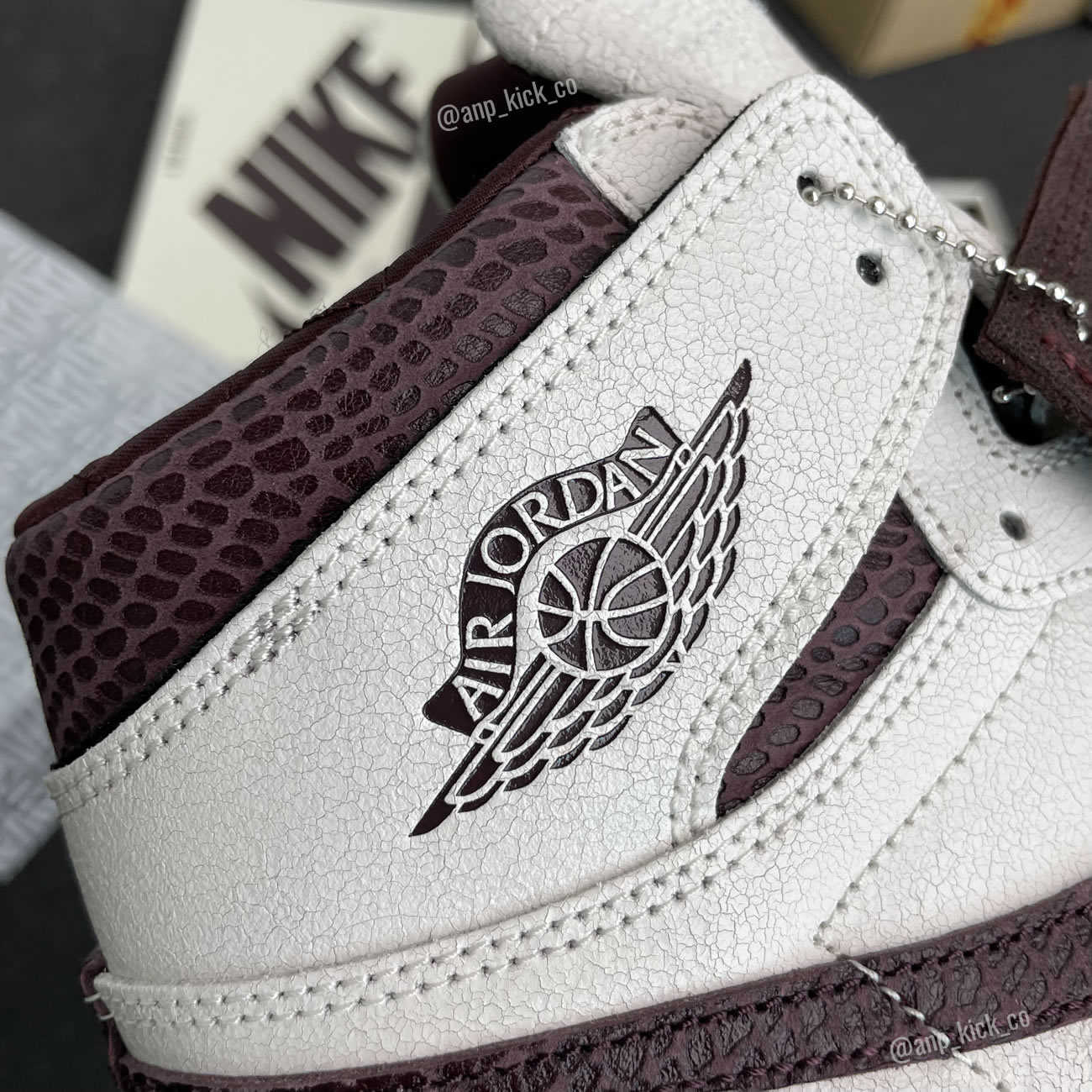 A Ma Maniere Air Jordan 1 High Og Sail And Burgundy Anpkick Do7097 100 (8) - newkick.app