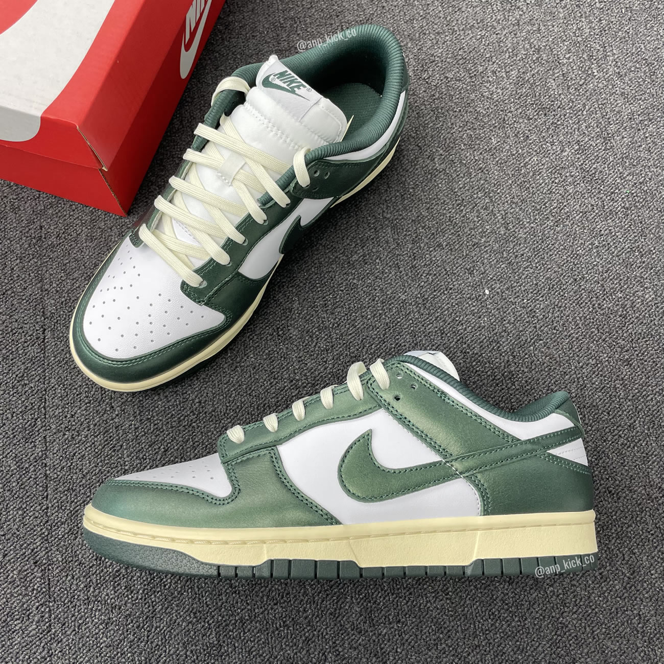 Nike Dunk Low Vintage Green Mens Wmns Anpkick Dq8580 100 (2) - newkick.app