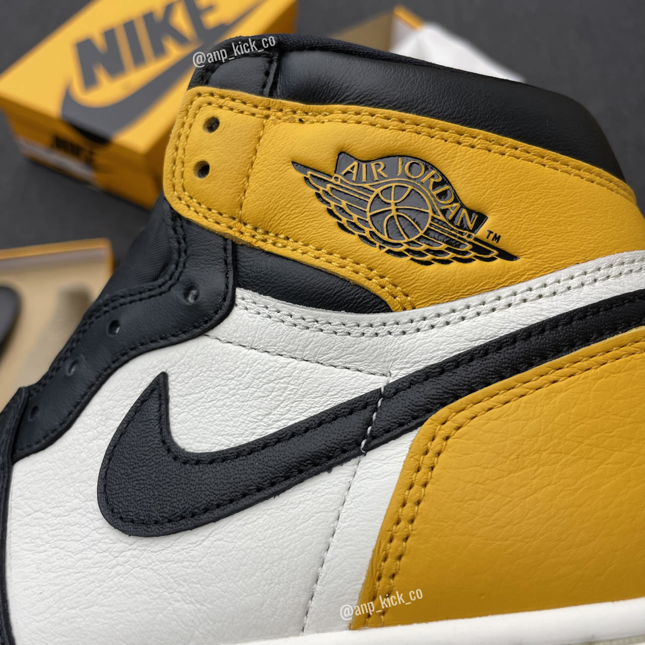 Air Jordan 1 Retro High Og Anpkick Yellow Toe 555088 711 (5) - newkick.app