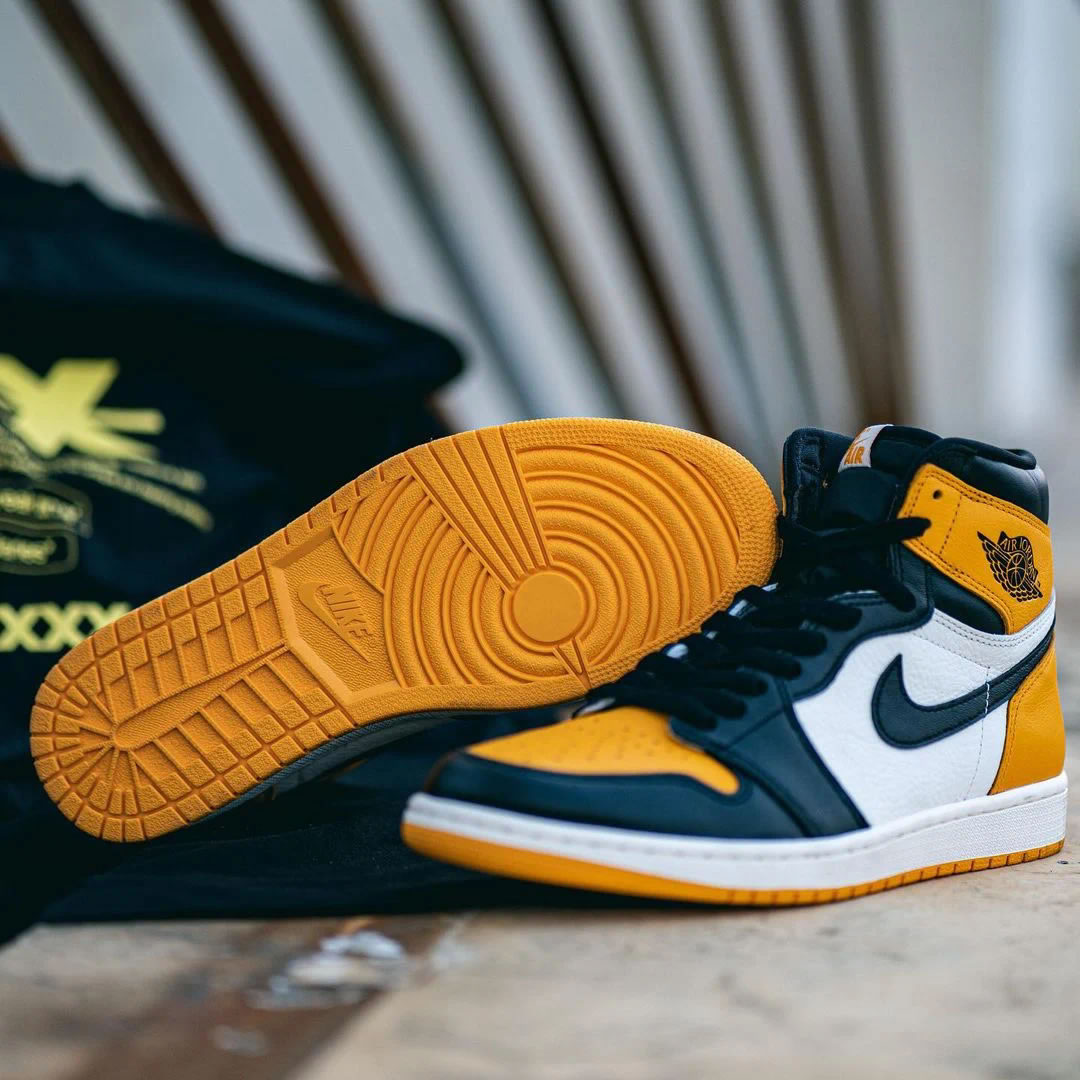 Air Jordan 1 Retro High Og Yellow Toe 555088 711 (3) - newkick.app