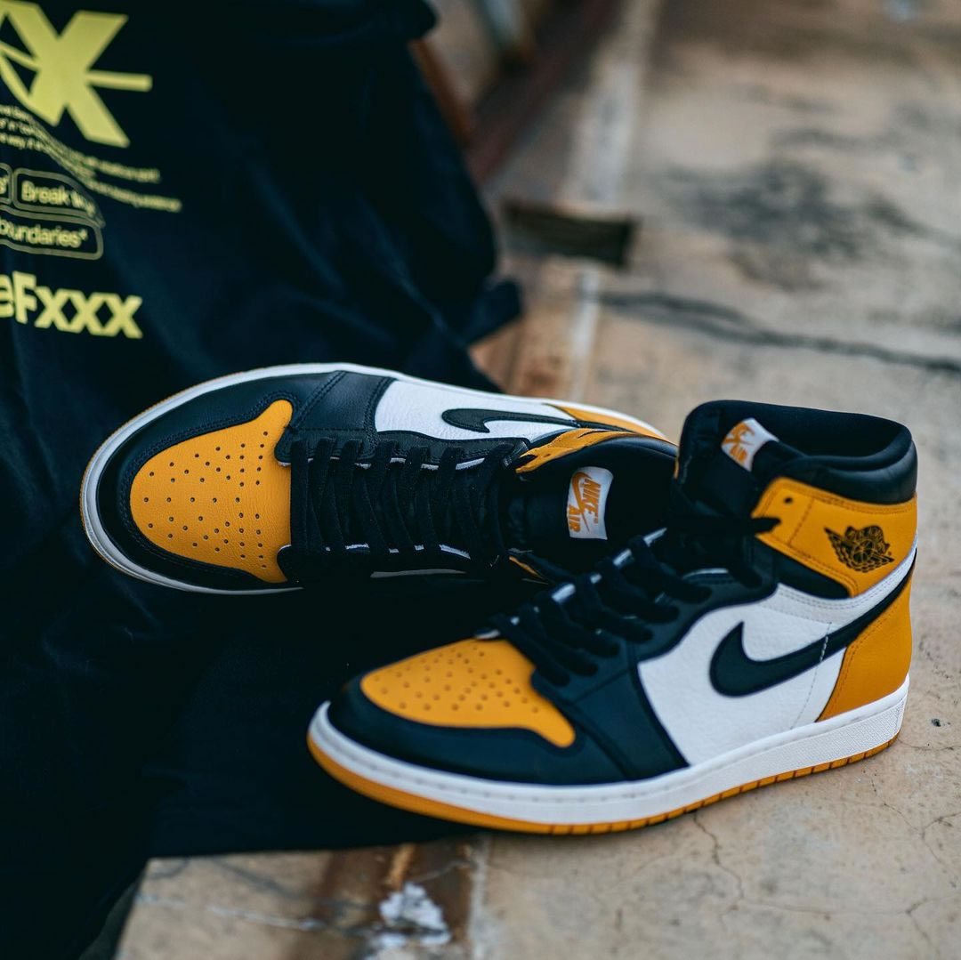 Air Jordan 1 Retro High Og Yellow Toe 555088 711 (8) - newkick.app