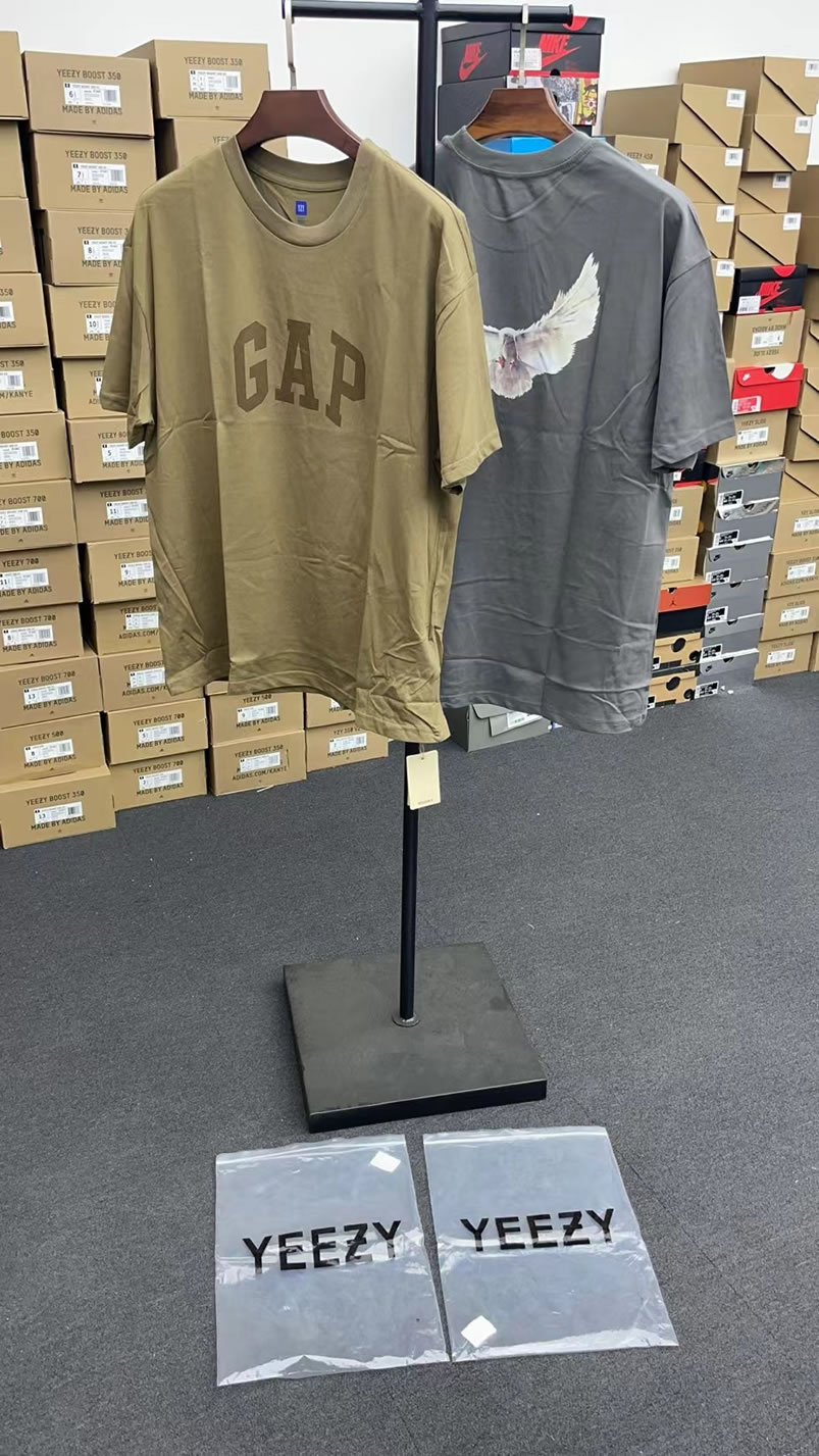 Yeezy Gap Balen Ciaga Tee Tshirt (3) - newkick.app