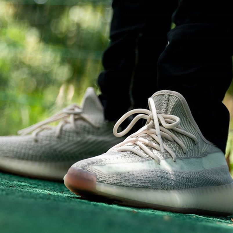 Adidas Yeezy Boost 350 V2 Citrin Non Reflective On Feet Release Date Fw3042 (2) - newkick.app