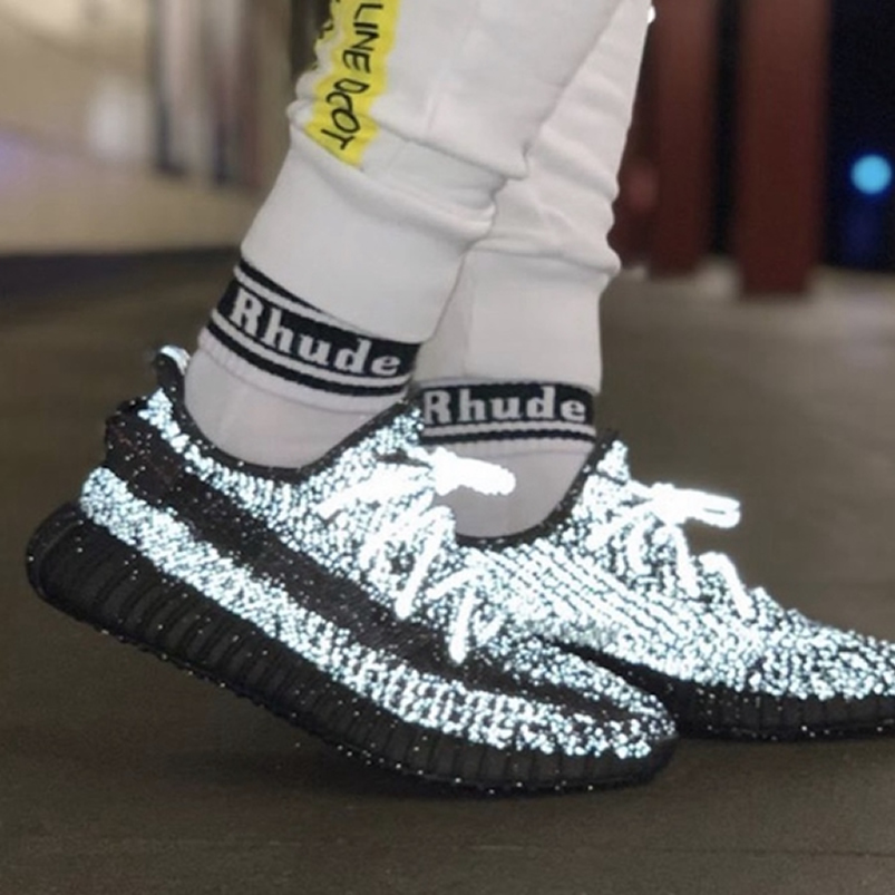 Adidas Yeezy Boost 350 V2 Static 3m Black Reflective Fu9007 On Feet (1) - newkick.app