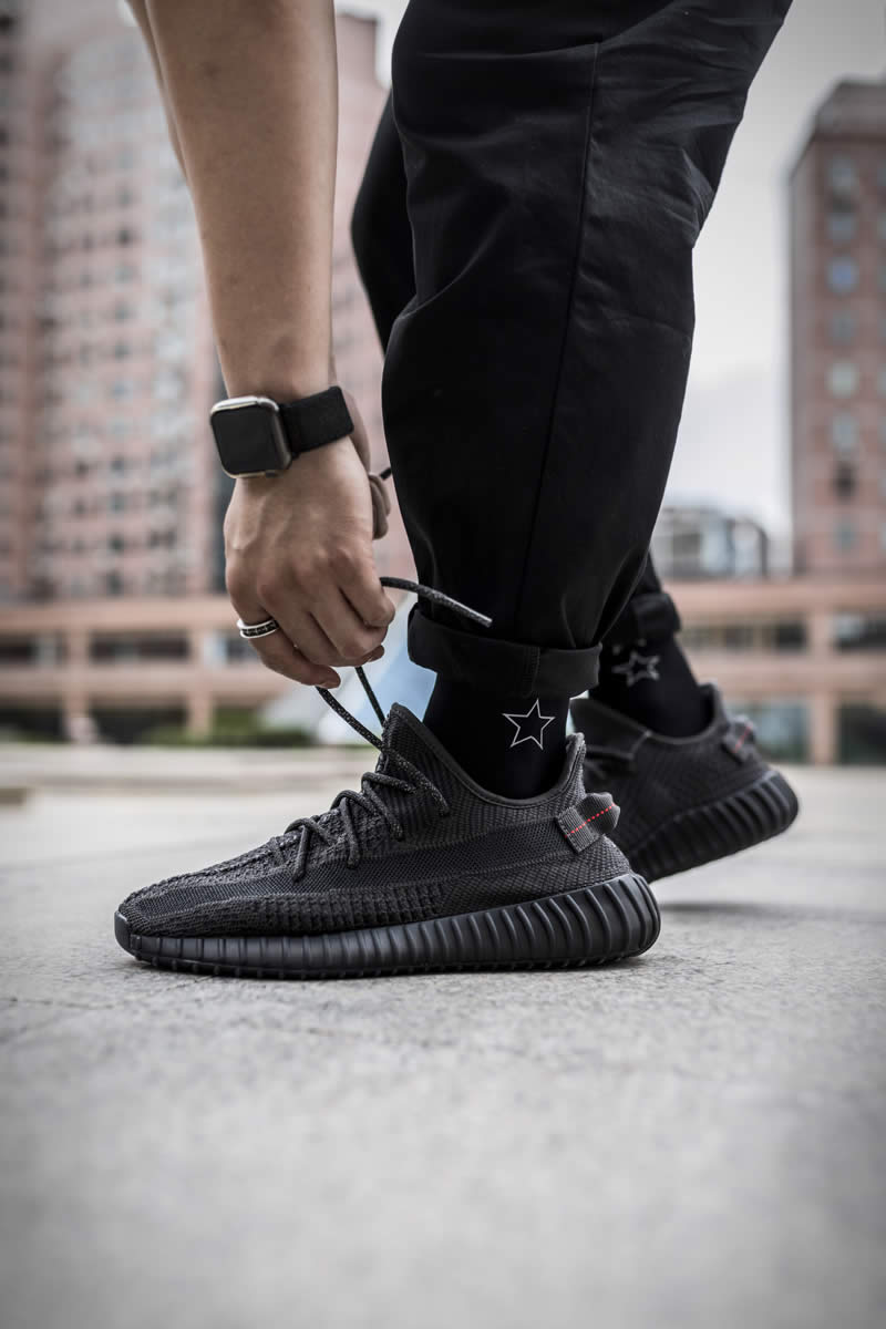 Adidas Yeezy Boost 350 V2 Black None Refective On Feet Fu9013 (2) - newkick.app