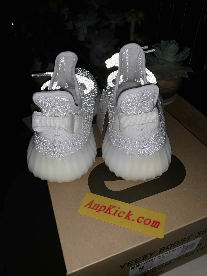 Adidas Yeezy Boost 350 V2 Static Reflective 3m Image Outfits Ef2367 (2) - newkick.app