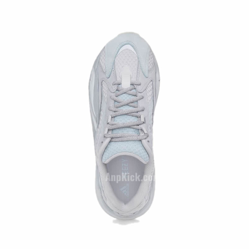 Adidas Yeezy Boost 700 V2 Inertia Outfits Fw2549 (3) - newkick.app