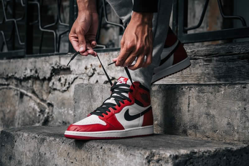 air jordan 1 retro high og 'chicago' red/black/white on feet pics mens 555088-101 gs/womens 575441-101