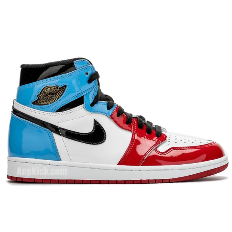 Air Jordan 1 High Og Fearless Mens Womens Shoes On Feet Release Date Ck5666 100 (2) - newkick.app