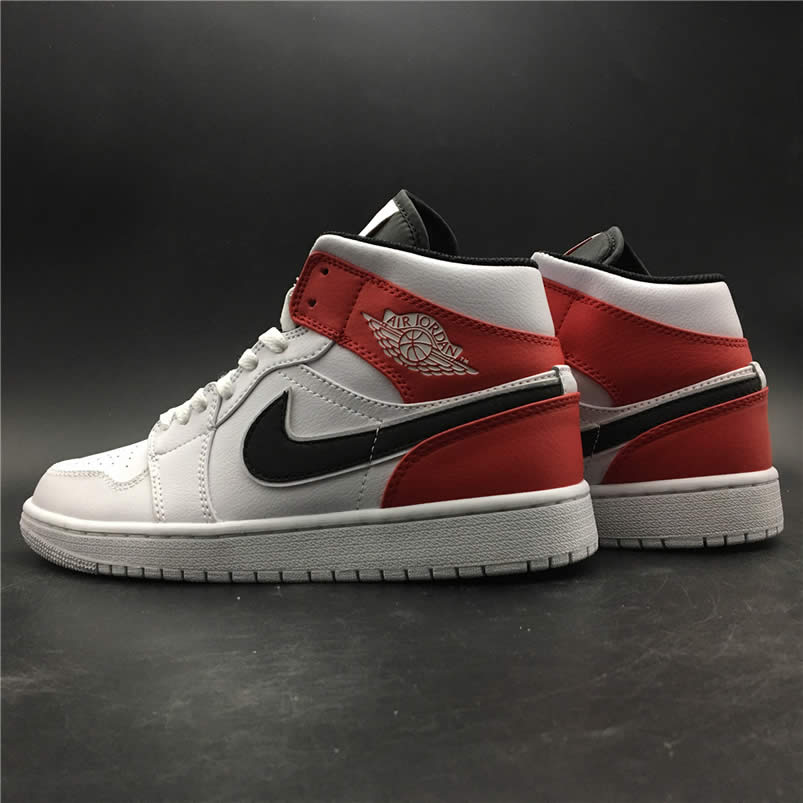 Air Jordan 1 Mid Gives The Bulls Aj1 White Red 554724 116 (7) - newkick.app