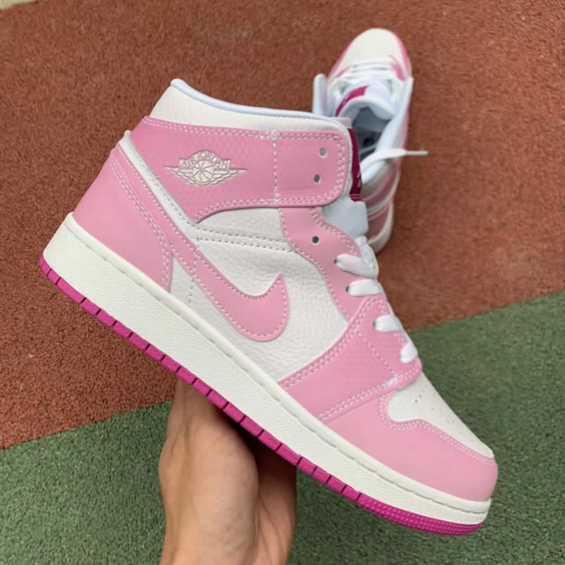 Air Jordan 1 Retro Custom Mid Gs Womens Pink Light Bone Chameleon 555112 Id (1) - newkick.app