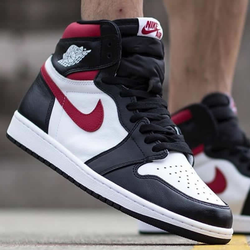 Air Jordan 1 Retro High Og Gym Red 2019 555088 061 On Feet (1) - newkick.app