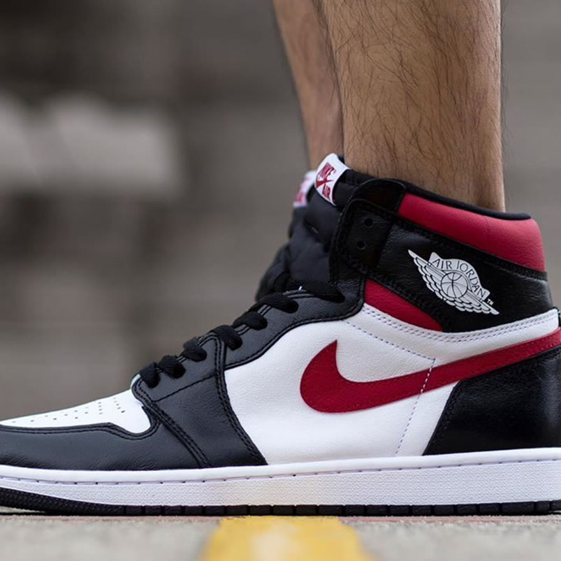 Air Jordan 1 Retro High Og Gym Red 2019 555088 061 On Feet (4) - newkick.app