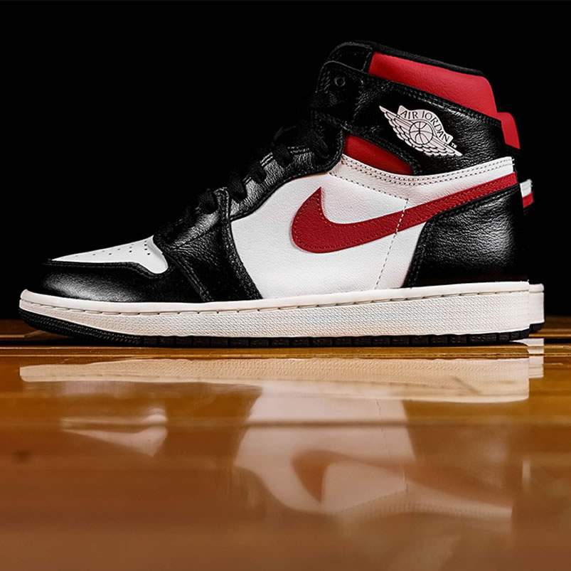 Air Jordan 1 Retro High Og Gym Red 2019 Black White Release Date 555088 061 (1) - newkick.app