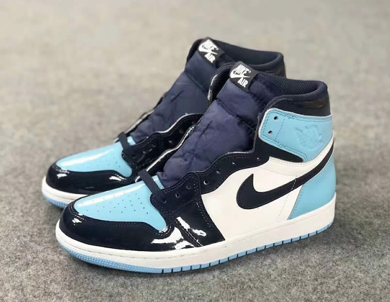 Air Jordan 1 Retro High OG 'UNC Patent Leather' 2019 CD0461-401 Pics