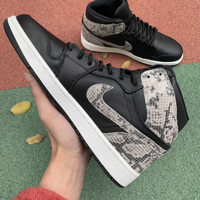 Air Jordan 1 Retro High 'Snakeskin' Black Shoes AH7389-004 Pics