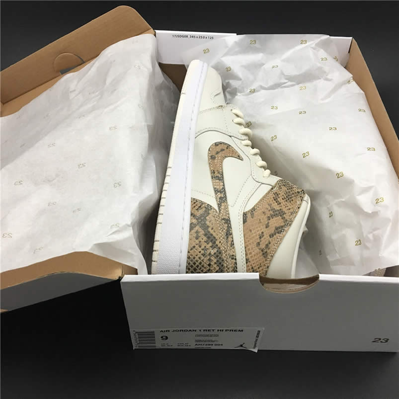 Air Jordan 1 Retro High 'Snakeskin' White Shoes AH7389-004 Pics