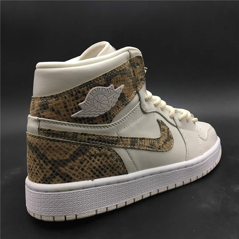 Air Jordan 1 Retro High 'Snakeskin' White Shoes AH7389-004 Pics