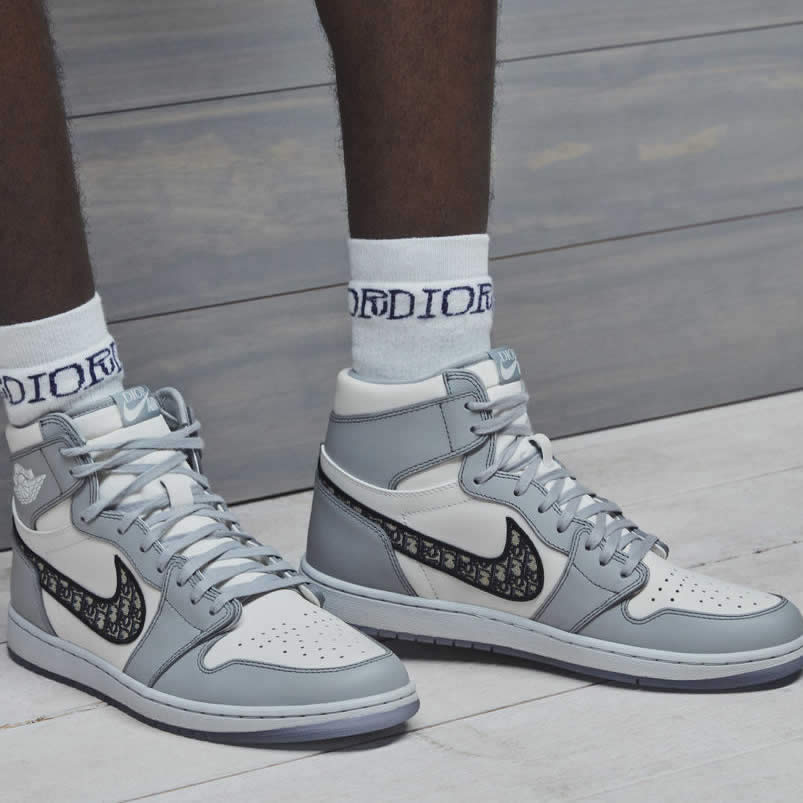 Dior Air Jordan 1 High Og Price Aj1 On Feet Release Date (1) - newkick.app