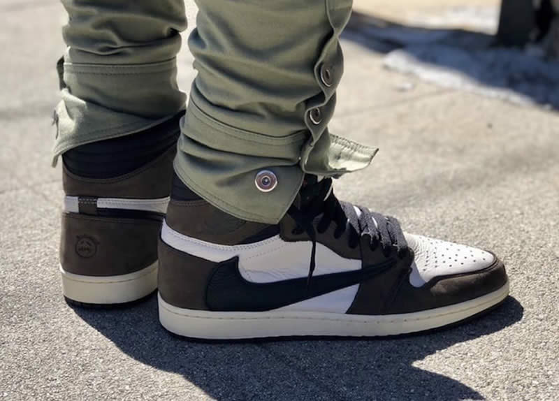 Travis Scott Air Jordan 1 Brown Cactus Jack For Sale Price Release Date Cd4487 100 On Feet (2) - newkick.app