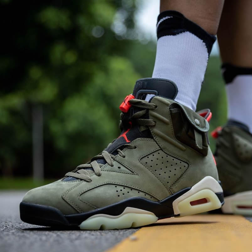 Travis Scott Air Jordan 6 Medium Olive Cactus Jack On Feet For Sale Cn1084 200 (5) - newkick.app