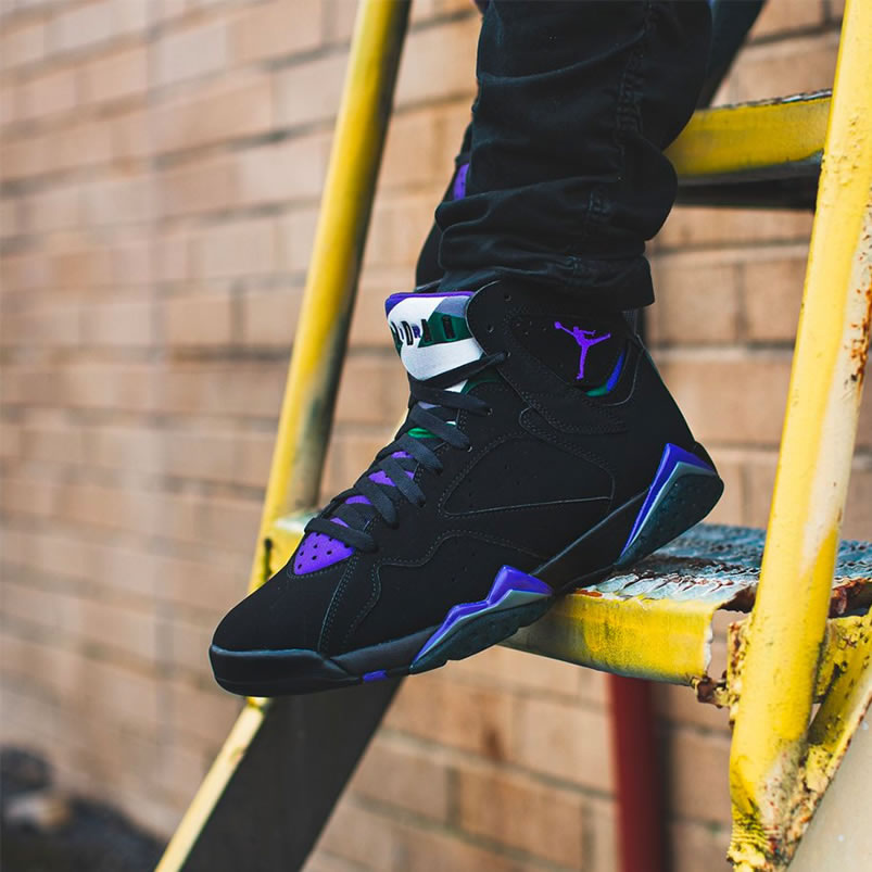 Air Jordan Retro 7 Ray Allen On Foot Pe Black And Purple 304775 053 (1) - newkick.app