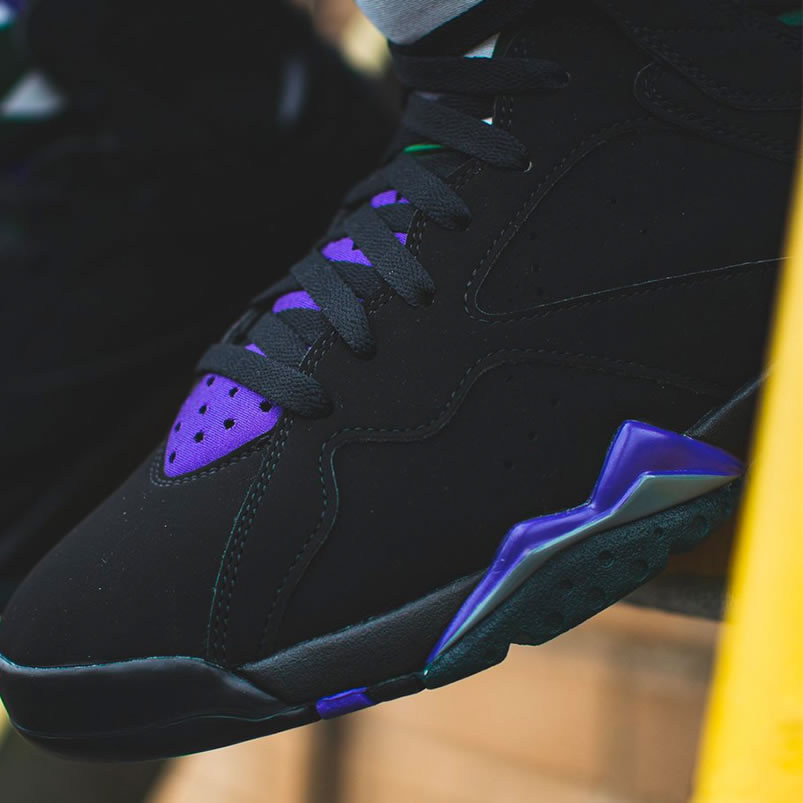 Air Jordan Retro 7 Ray Allen On Foot Pe Black And Purple 304775 053 (3) - newkick.app