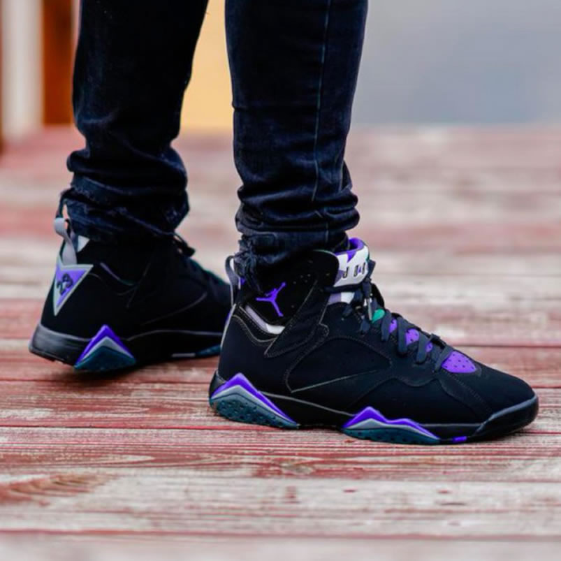 Air Jordan Retro 7 Ray Allen On Foot Pe Black And Purple 304775 053 (7) - newkick.app