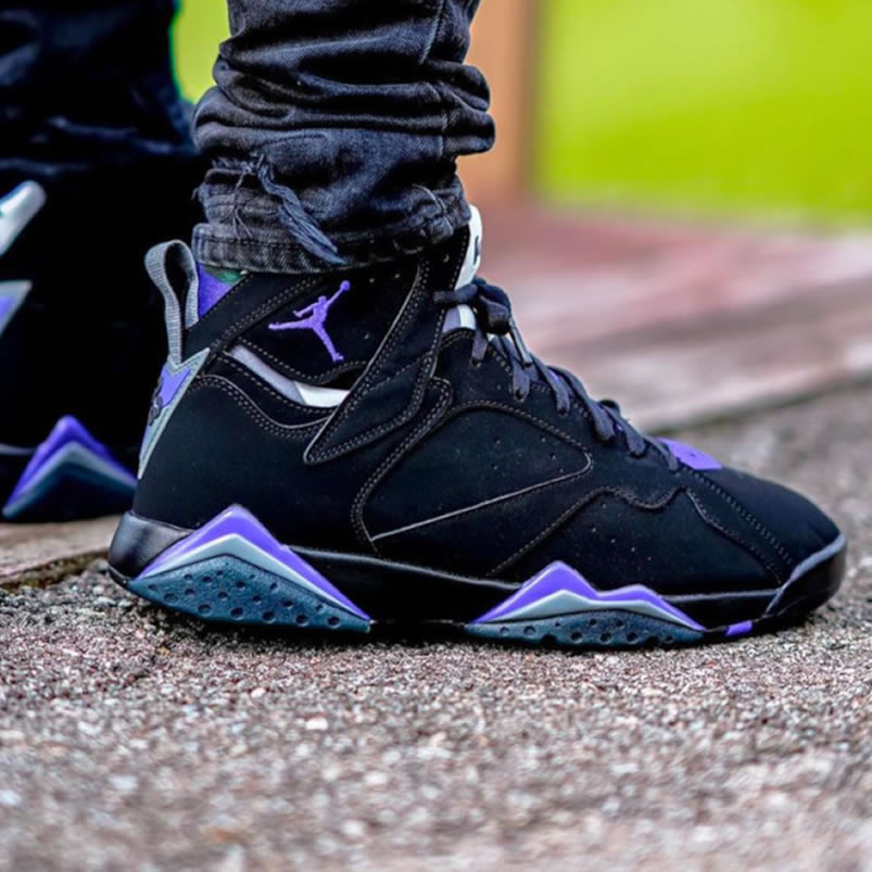 Air Jordan Retro 7 Ray Allen On Foot Pe Black And Purple 304775 053 (8) - newkick.app