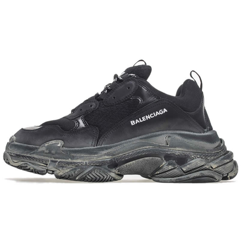 Balenciaga Triple S Sneakers Black Shoes 512176w09o1 1000 (1) - newkick.app