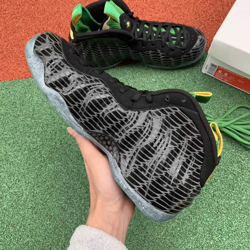 Nike Air Foamposite One Prm Uo Qs Image Oregon Ducks For Sale 652110 00 (3) - newkick.app