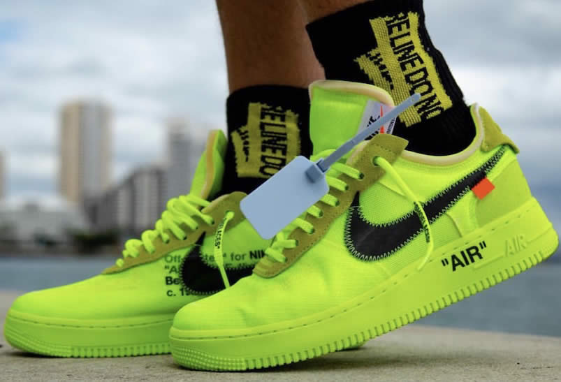 Off-White x Nike Air Force 1 Low 'Volt' Green On Feet AO4606-700