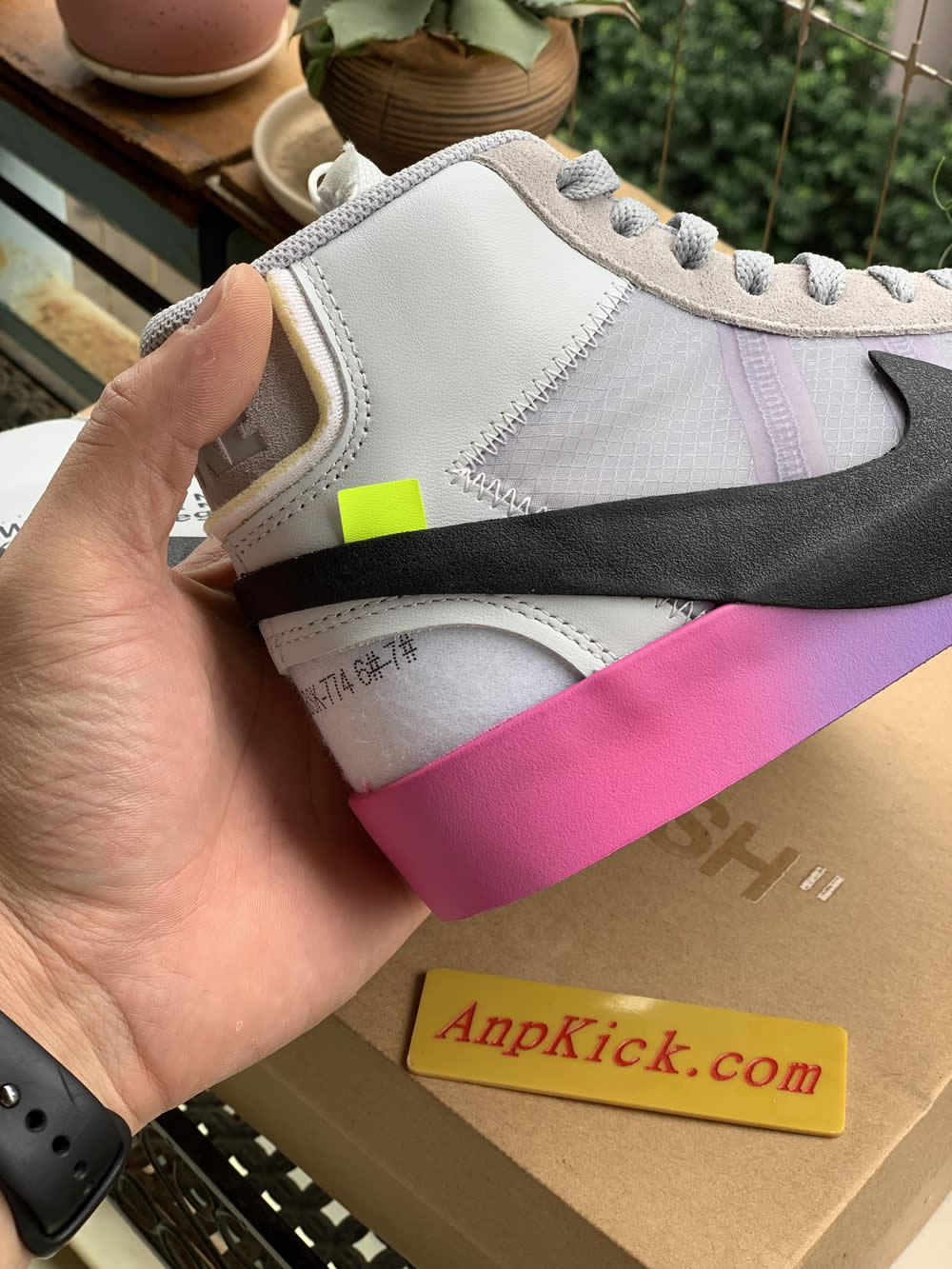 serena williams off-white nike blazer studio mid queen aa3832-102 pics