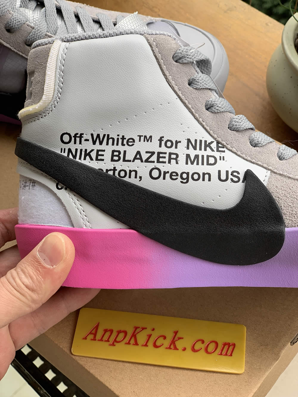 serena williams off-white nike blazer studio mid queen aa3832-102 pics