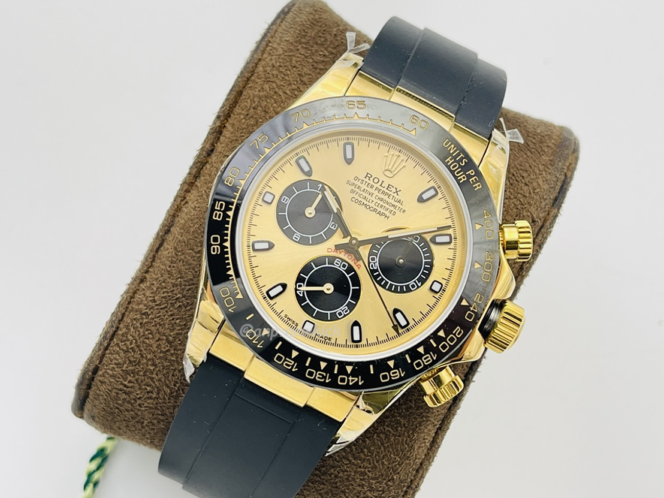 Rolex Daytona Champagne Colour And Black 116518ln 0048 (9) - newkick.app