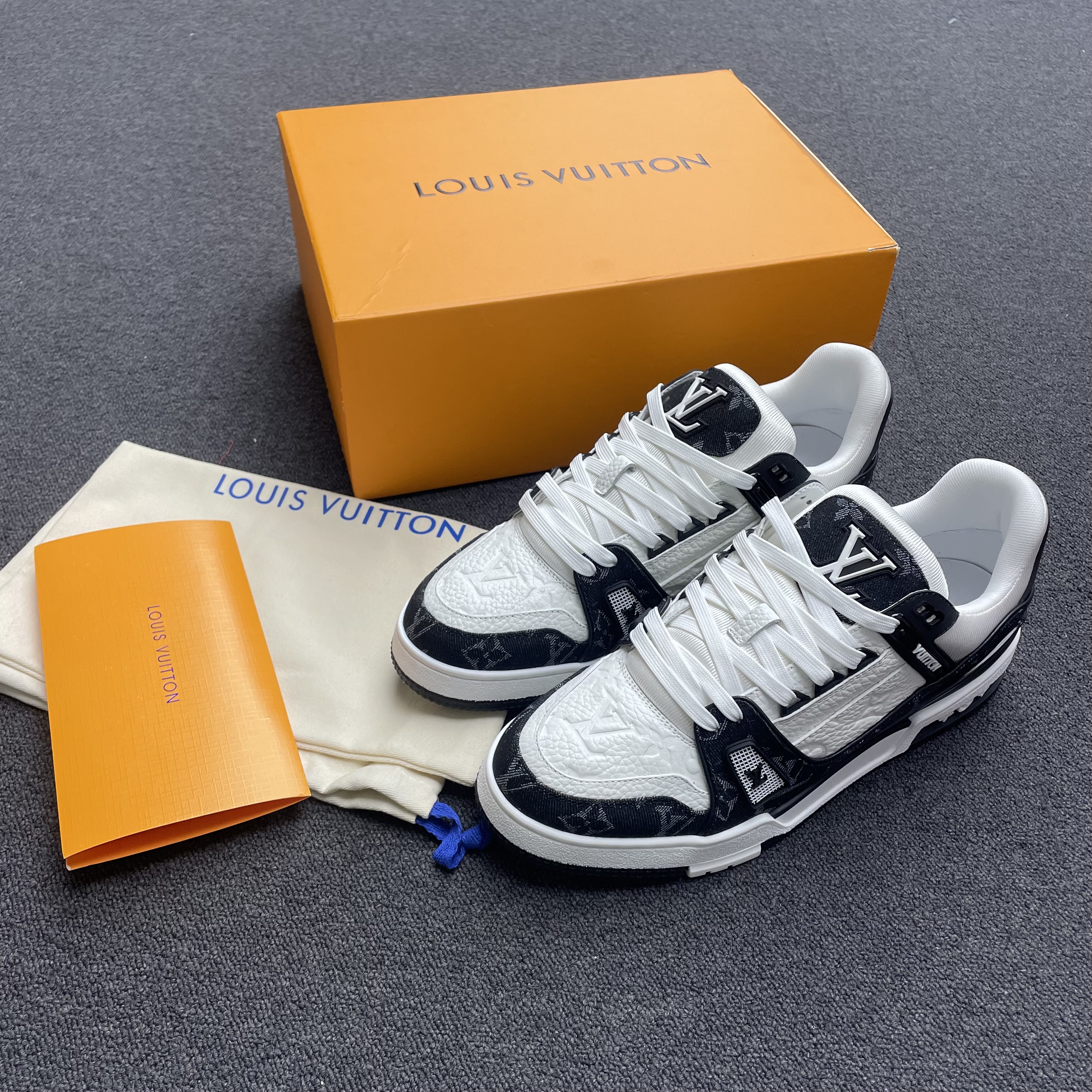 Louis Vuitton Lv Trainer White Black White 1a9jgb (9) - newkick.app