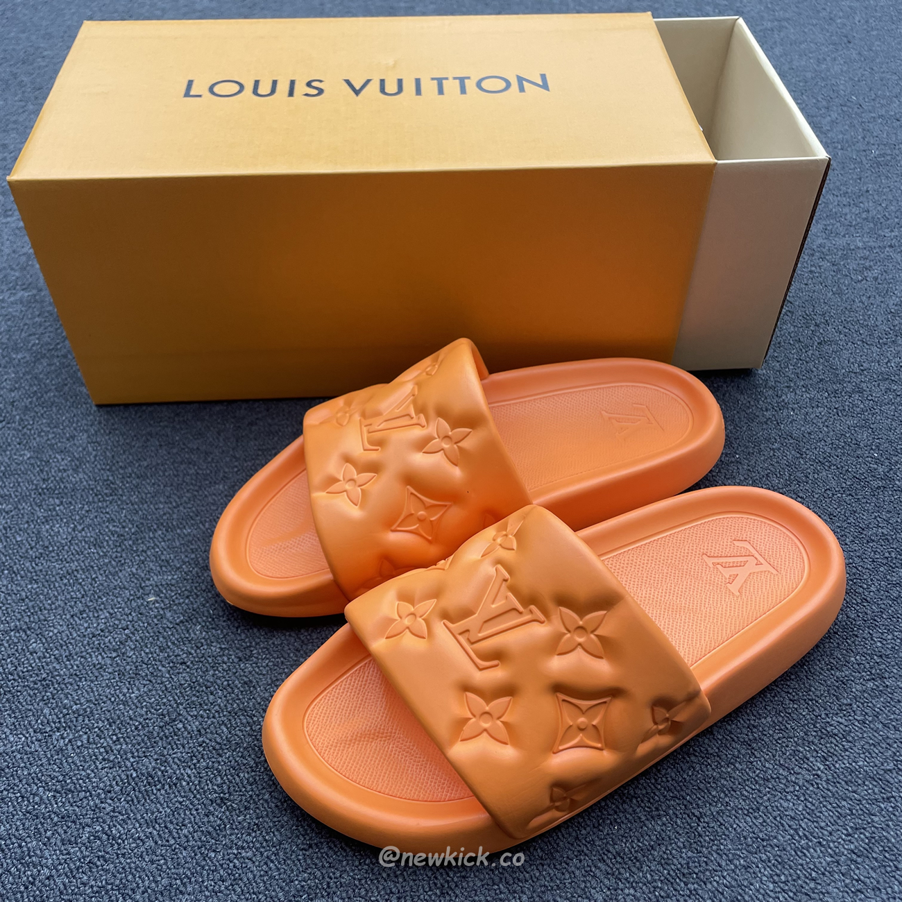 Louis Vuitton Waterfront White Blue 1a9zm5 (42) - newkick.app