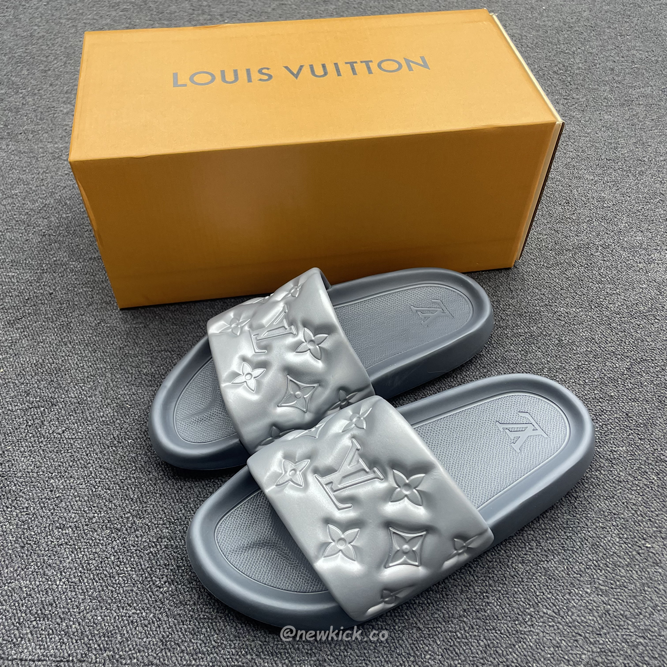 Louis Vuitton Waterfront White Blue 1a9zm5 (45) - newkick.app