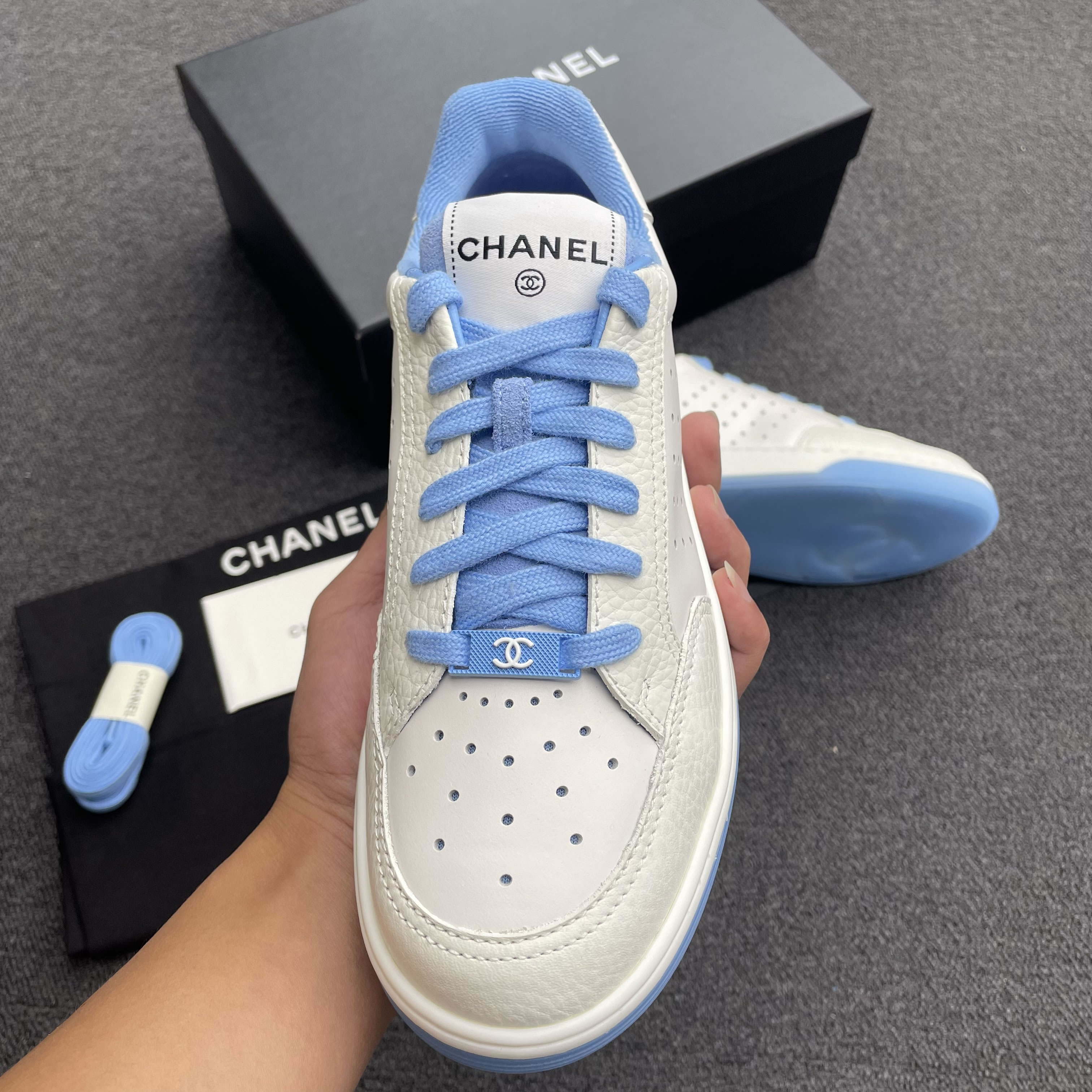 Chanel 22p Trainer White Black Burgundy Light Pink Blue (12) - newkick.app