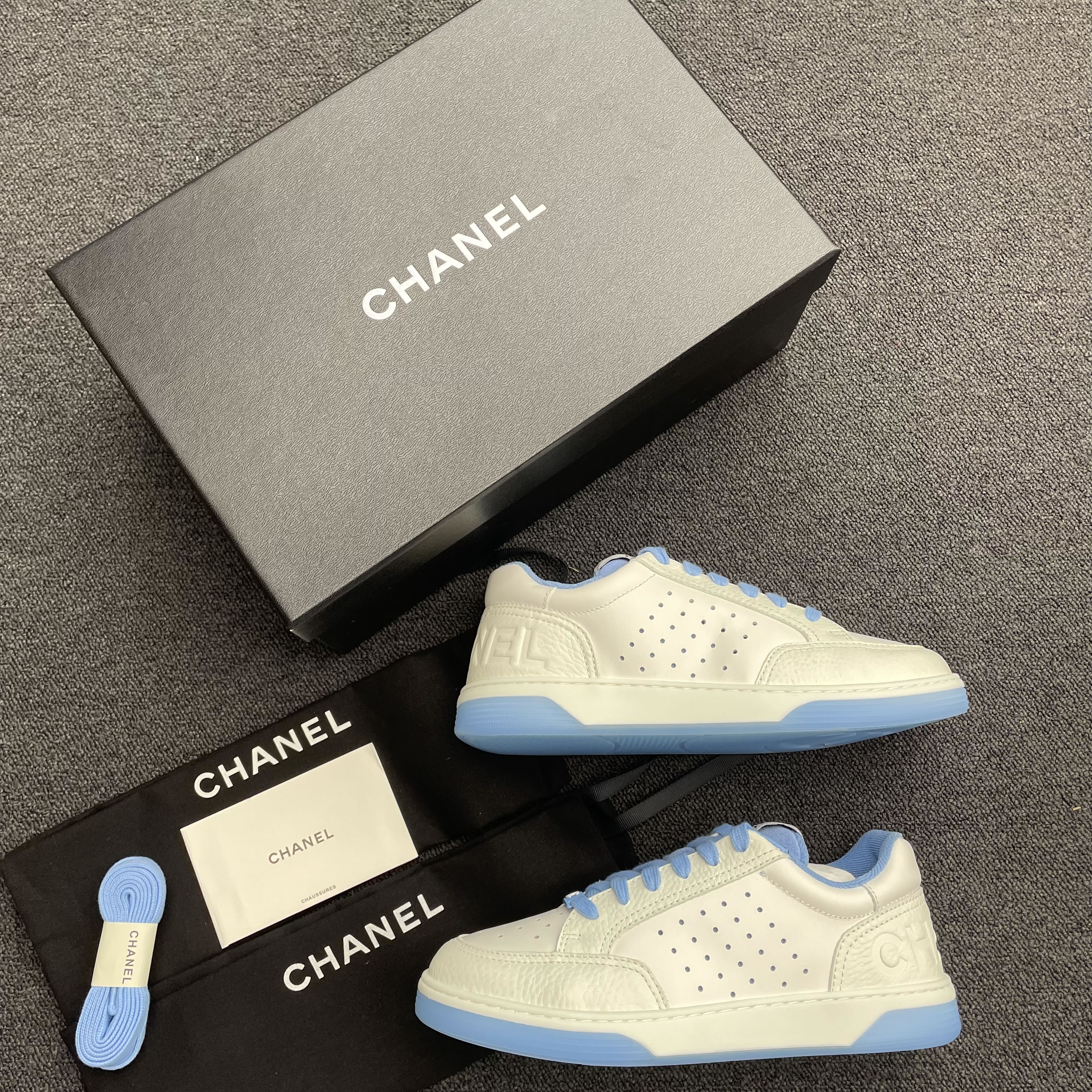 Chanel 22p Trainer White Black Burgundy Light Pink Blue (13) - newkick.app