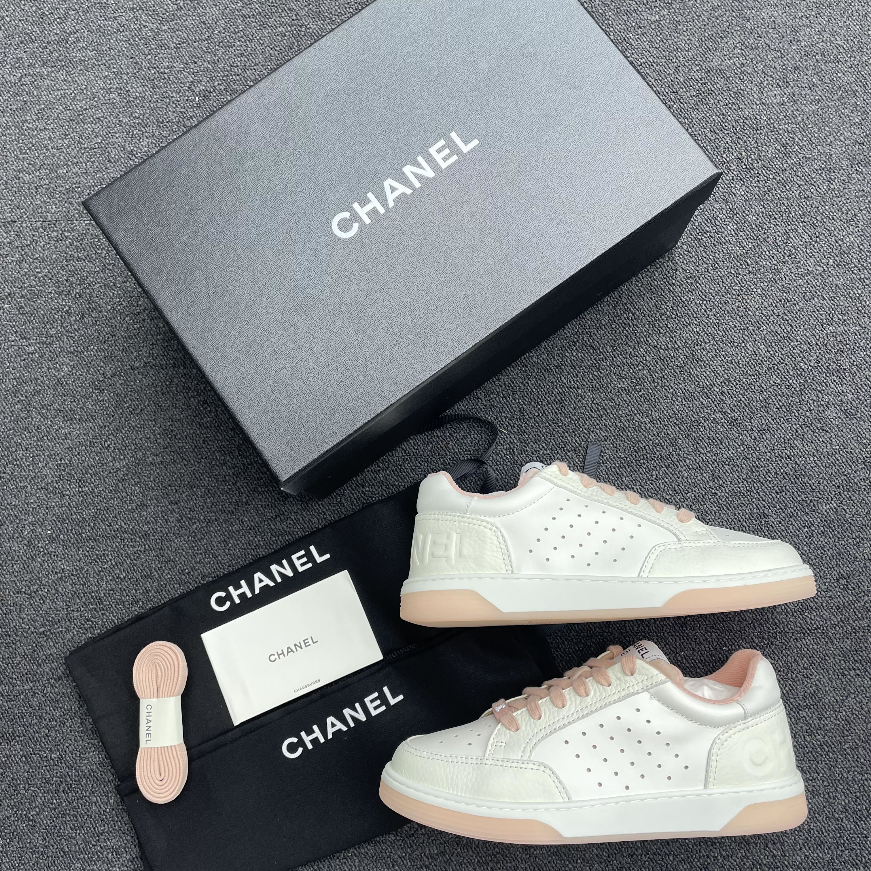 Chanel 22p Trainer White Black Burgundy Light Pink Blue (15) - newkick.app