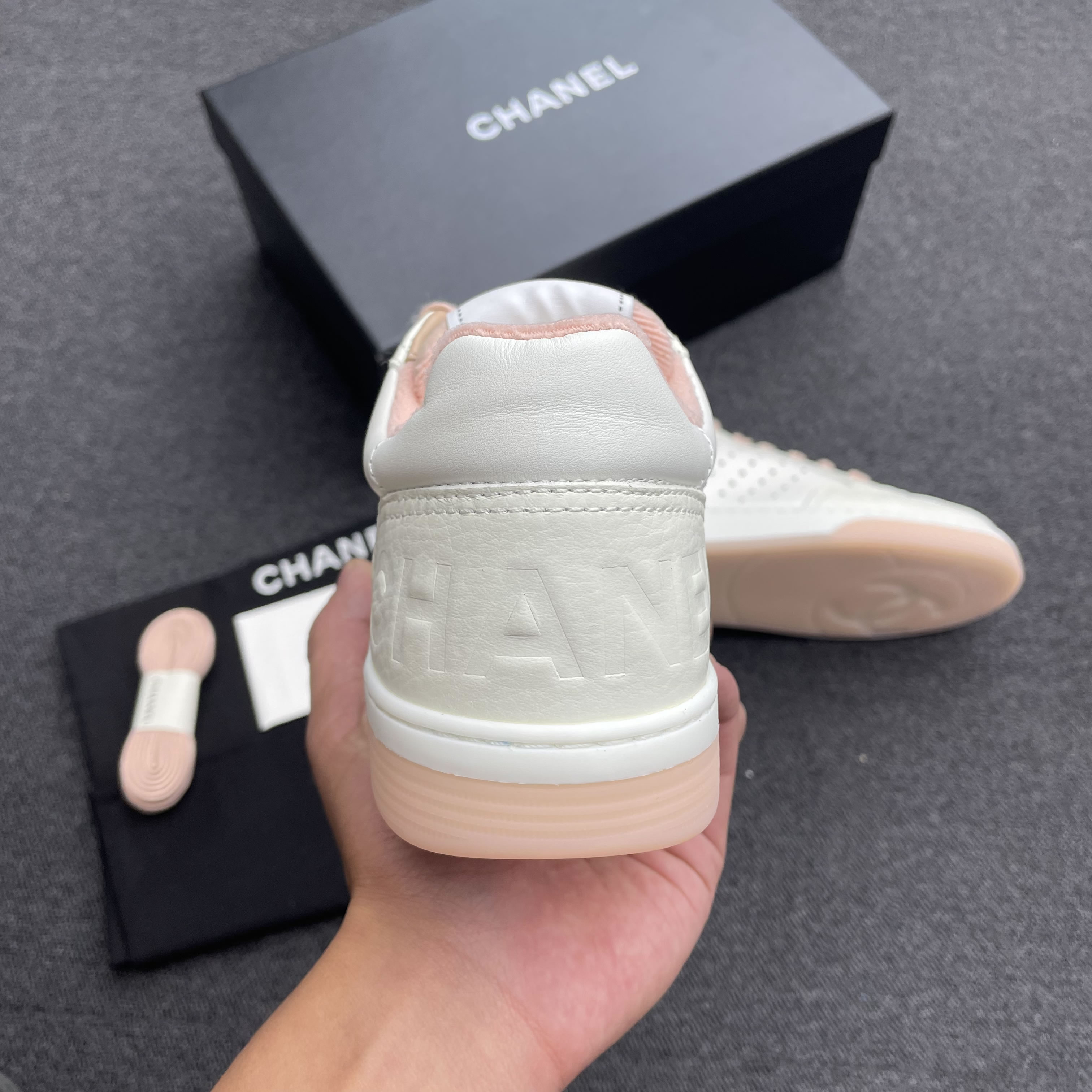 Chanel 22p Trainer White Black Burgundy Light Pink Blue (17) - newkick.app