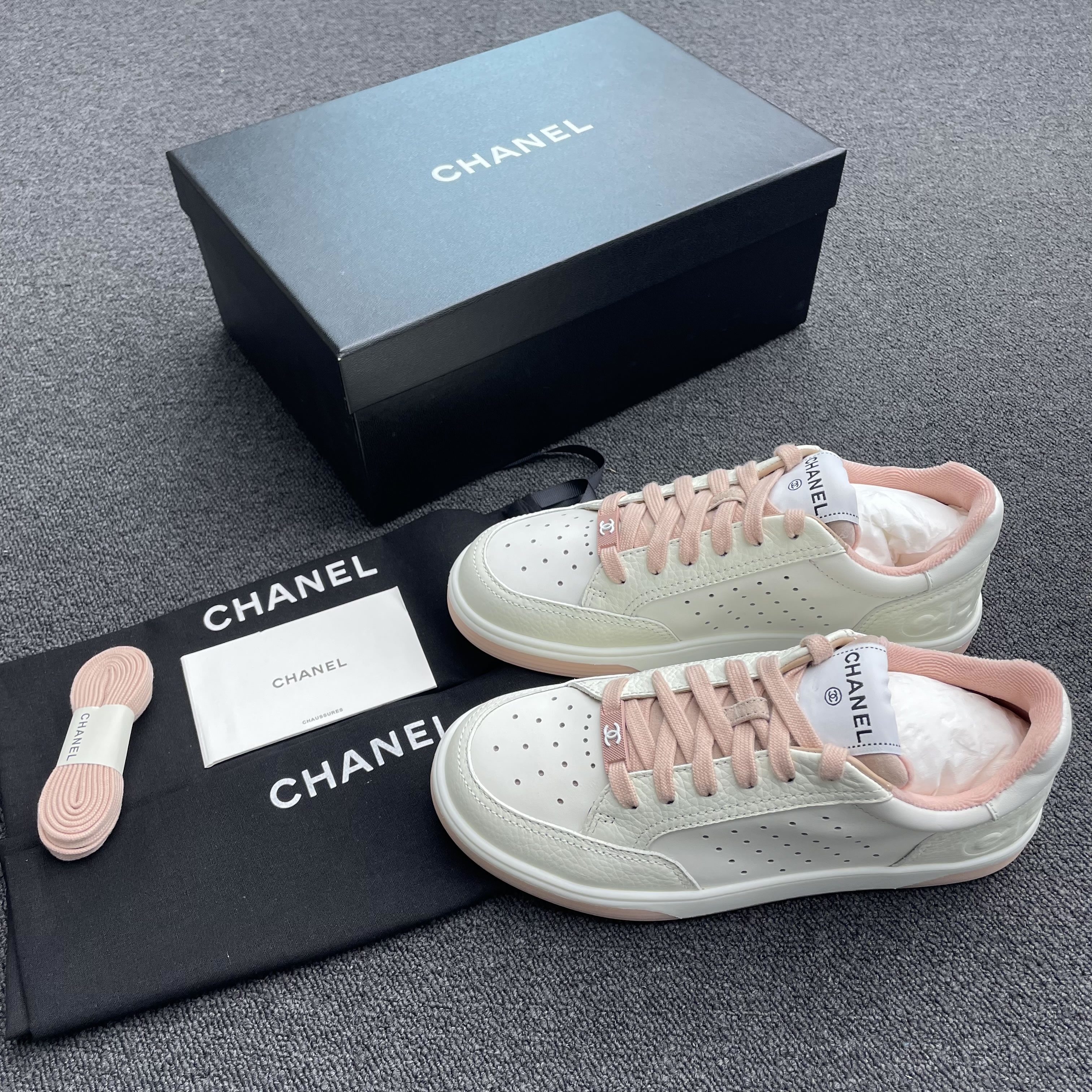 Chanel 22p Trainer White Black Burgundy Light Pink Blue (18) - newkick.app