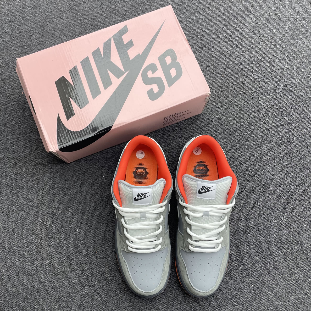 Nike Sb Dunk Low Staple Nyc Pigeon 304292 011 (6) - newkick.app