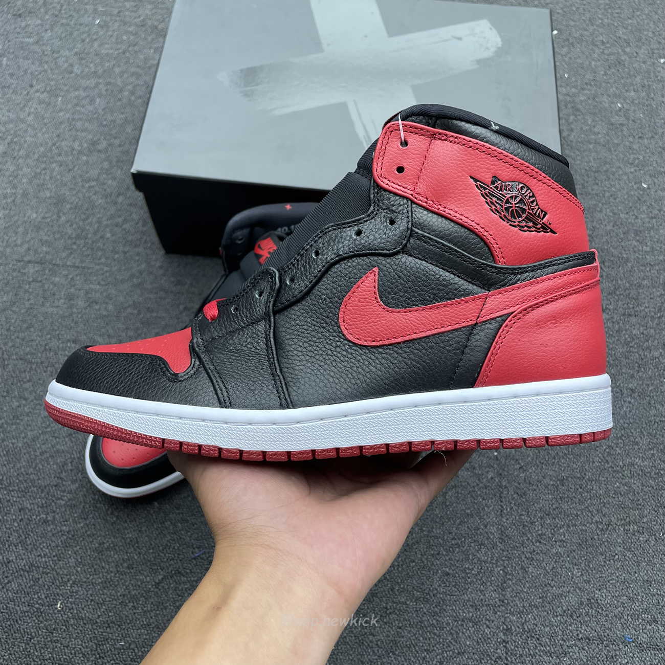 Air Jordan 1 Retro Banned B Grade 2011 432001 001 (5) - newkick.app